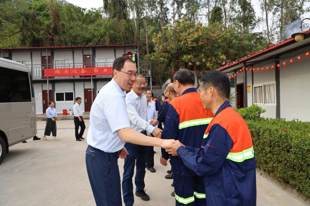 马跃新程 聚力奋进 米乐M6举行新春走访活动